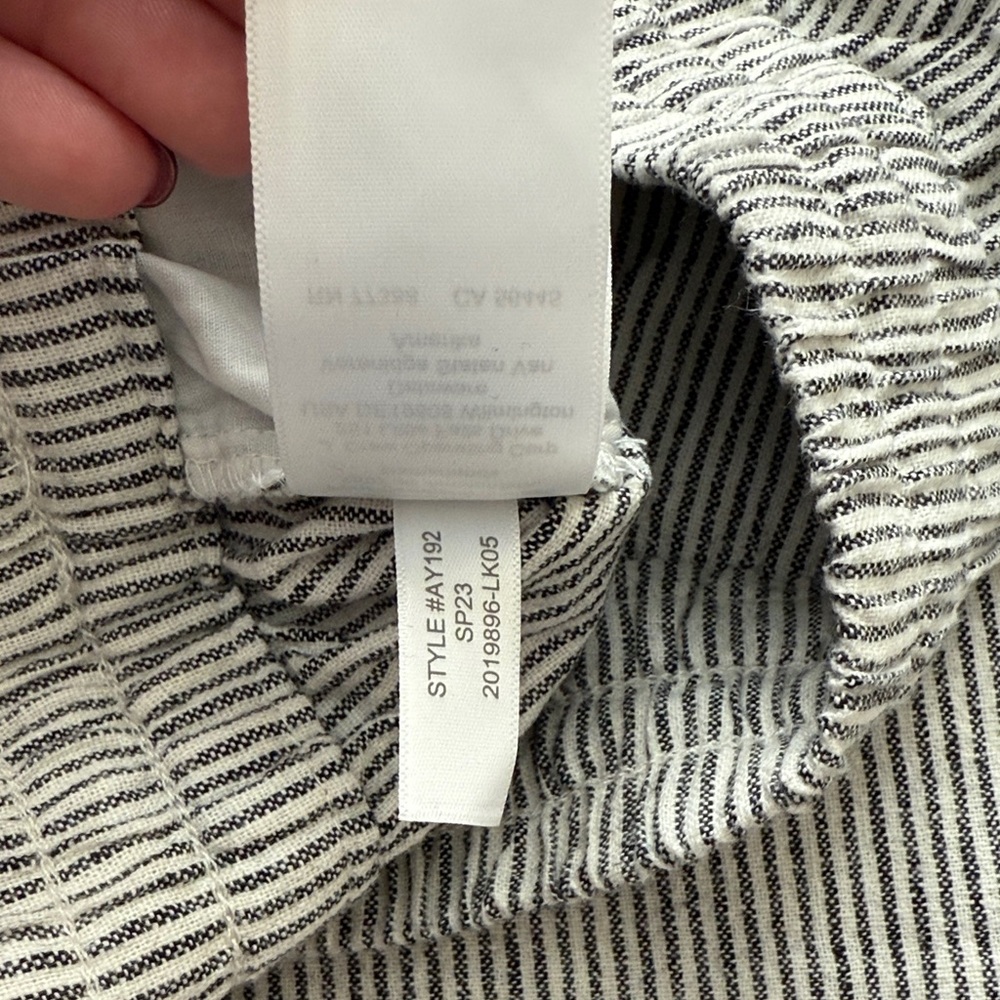J. Crew Factory Women's Black and White Striped Cropped Linen Pants - Picture 10 of 11
